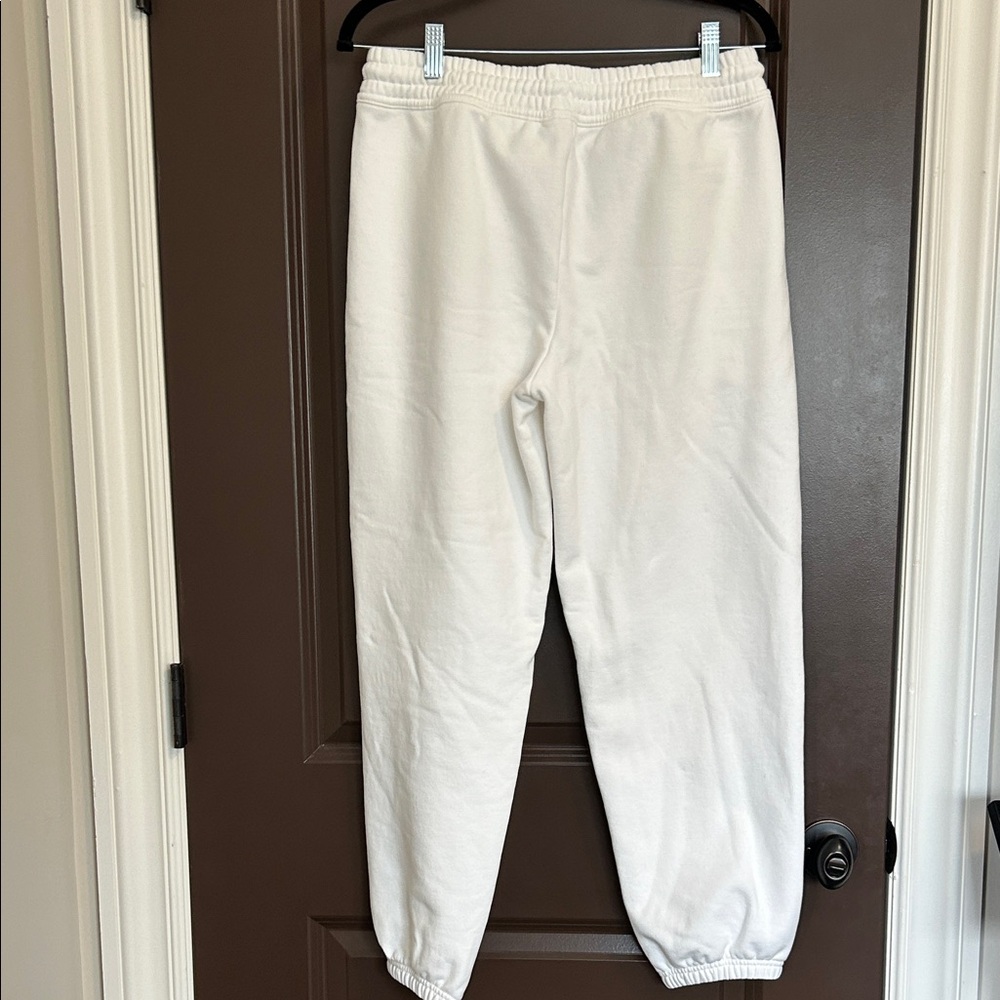 Athleta Forever Fleece Mid Rise Jogger Small. Bright White. NWOT - Picture 9 of 14